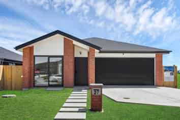 27 Korowhiti Road, Clarks Beach