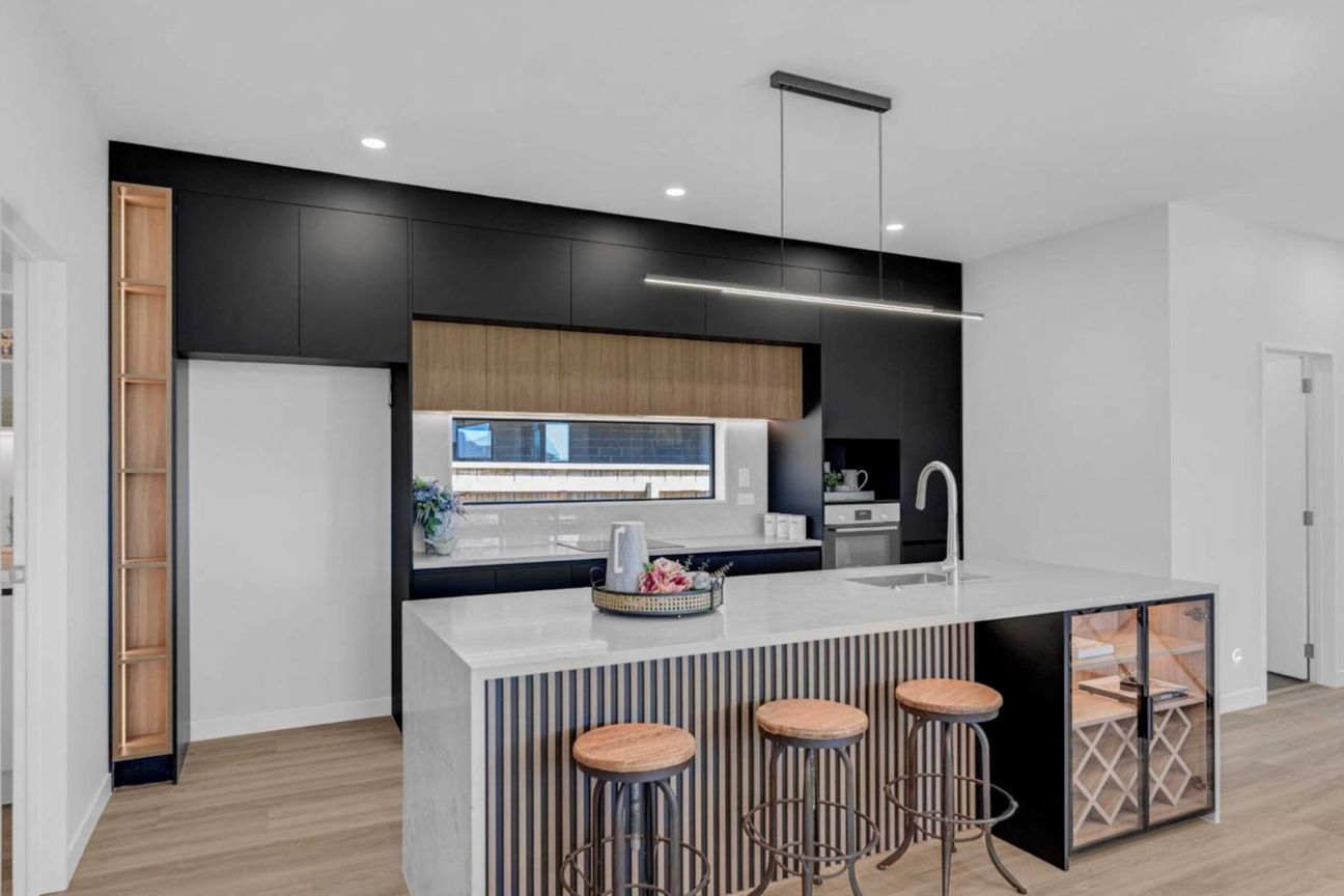 Modern Coastal Living  4 Bedrooms, 3 Bathroom... - Ansicht 5