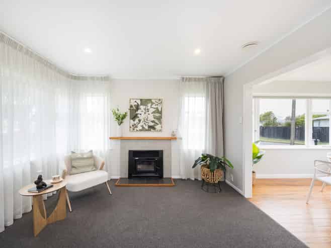 11 Churchill Avenue, Feilding