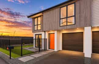 6 McArthur Close, Silverdale