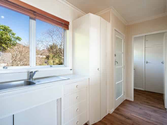 28 Churchill Avenue, Richmond