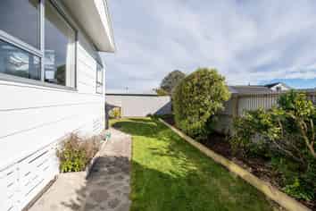 2/4 Challies Way, Richmond