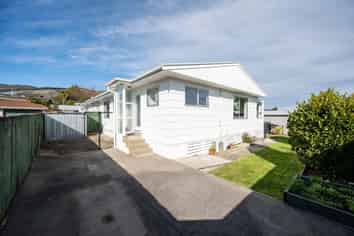 2/4 Challies Way, Richmond