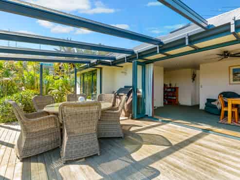 1/2 Dewsbury Terrace, Castor Bay