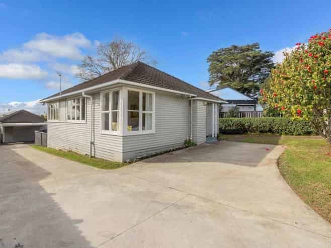 4 Exmouth Road, Northcote