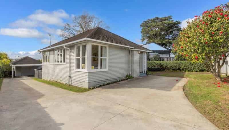 4 Exmouth Road, Northcote