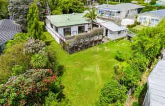 355 Whangaparaoa Road, Stanmore Bay