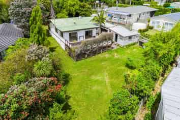 355 Whangaparaoa Road, Stanmore Bay