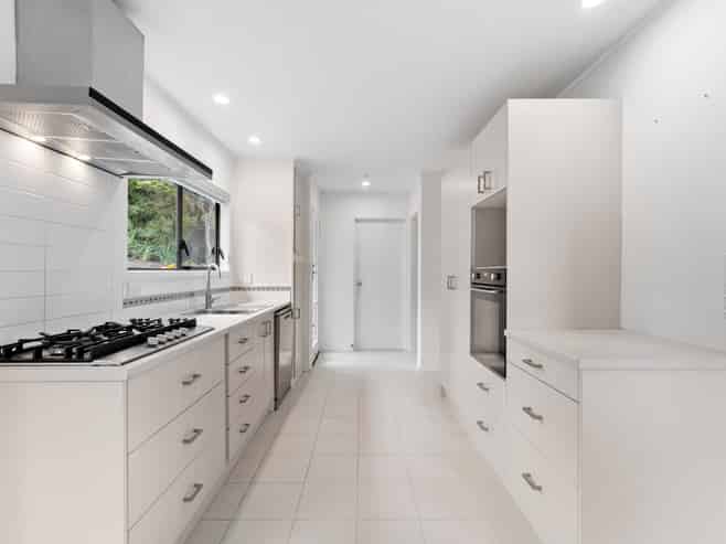 1/11 Jenanne Place, Totara Vale