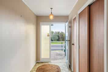 1 Emily Place, Bellevue