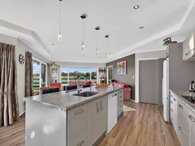 71 Waihakeke Road, Carterton