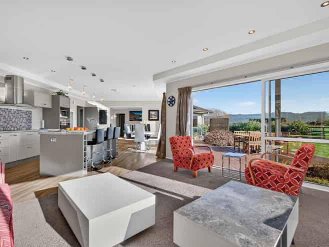 71 Waihakeke Road, Carterton