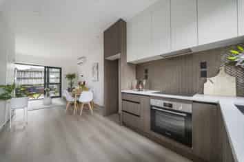 5/302 Blockhouse Bay Rd , Avondale