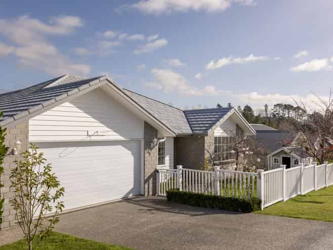 44 Puhirake Crescent, Pyes Pa