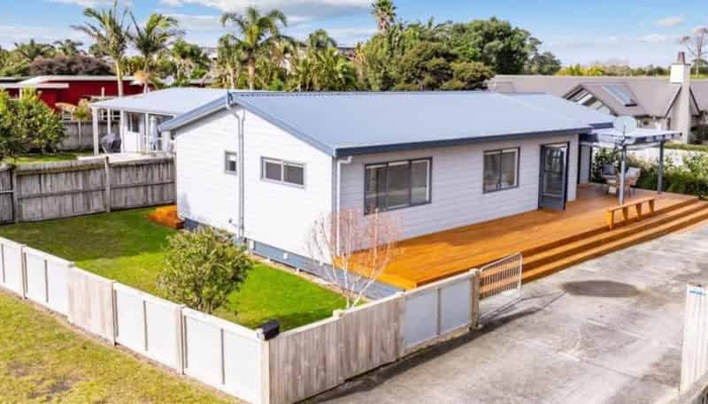 38 Seabreeze Road, Mangawhai Heads