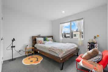 4 Selkirk Lane, Hamilton Lake