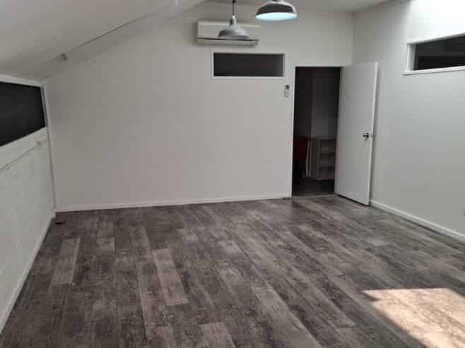 Victoria Street Office Space