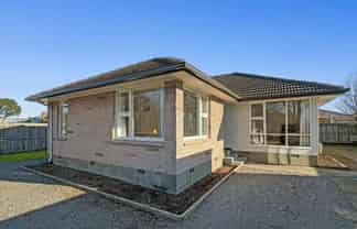 1 Ballantyne Av, Upper Riccarton