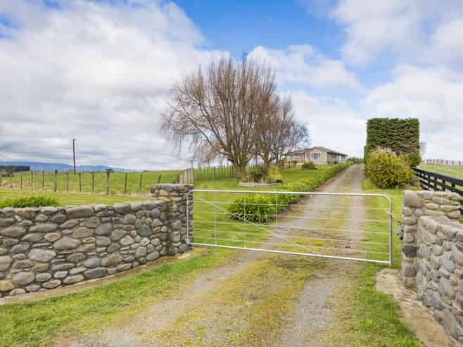 225 Makara Road, Halcombe