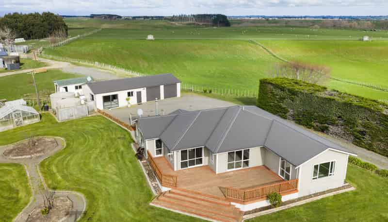 225 Makara Road, Halcombe