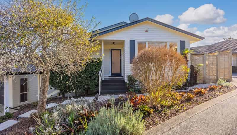 8 Lanark Place, Glen Innes