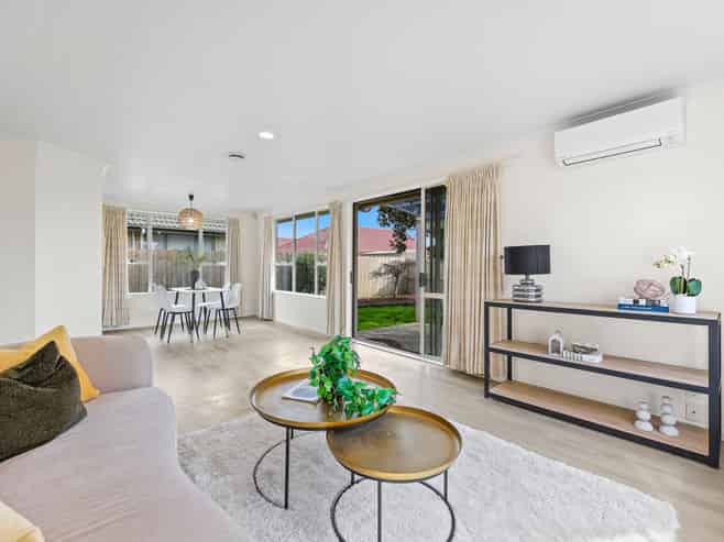 14 Fernbrook Close, Burswood