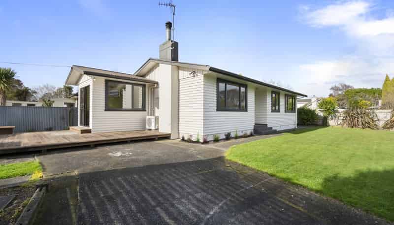 2 Croxley Place, Terrace End