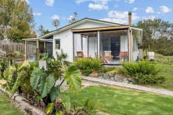 63a Brynderwyn Road, RD2, Maungaturoto