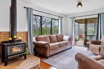 63a Brynderwyn Road, RD2, Maungaturoto