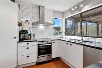 63a Brynderwyn Road, RD2, Maungaturoto