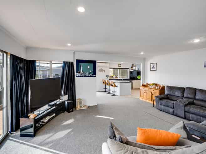 45 Holyrood Street, Taradale