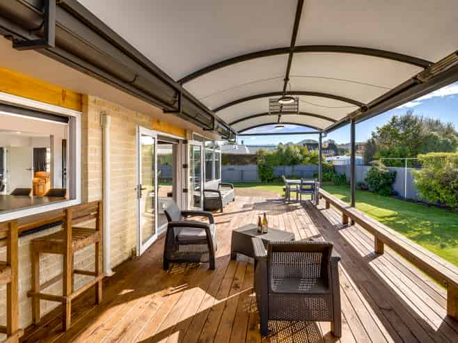 45 Holyrood Street, Taradale