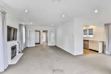 6 Lemington Road, Westmere