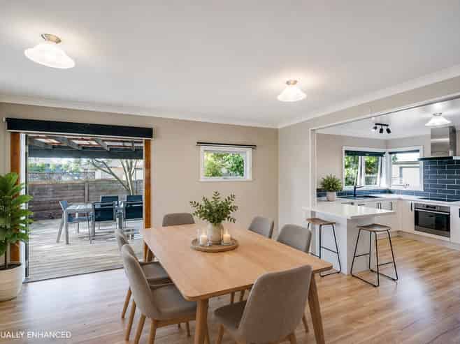 8 Neeve Place, Taradale