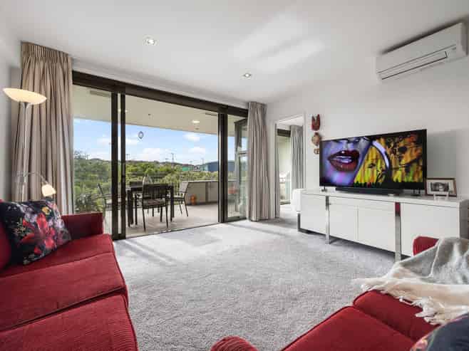 303/2 Bluegrey Avenue, Stonefields