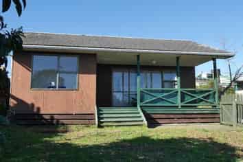 122 Matai Rd, Raumati South