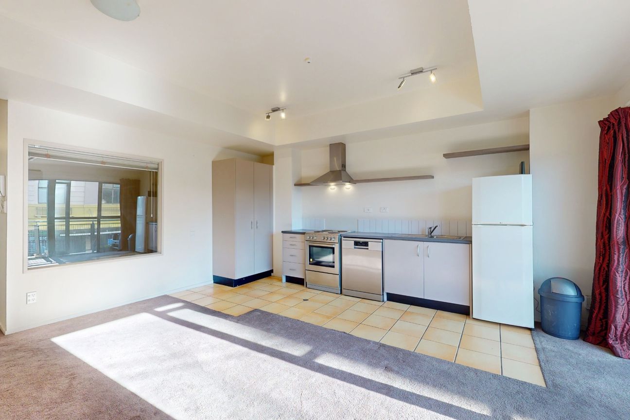 Inner City Convenience - Vista 3