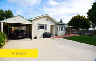 16 Invermay Ave, Sandringham