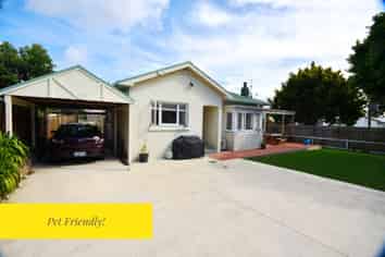 16 Invermay Ave, Sandringham