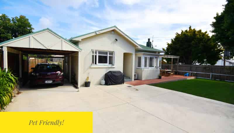 16 Invermay Ave, Sandringham