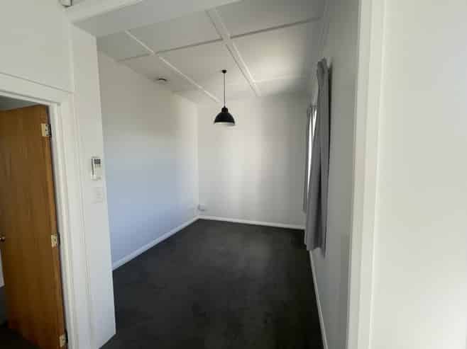 259 Adelaide Road, Newtown