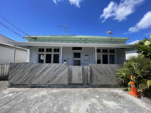 259 Adelaide Road, Newtown
