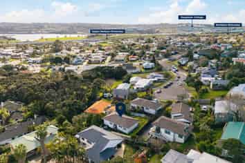 13B Exeter Place, Unsworth Heights