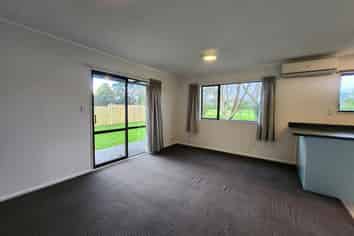 8b Carthew Street, Okato