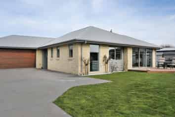 61 Dome Street, Newfield
