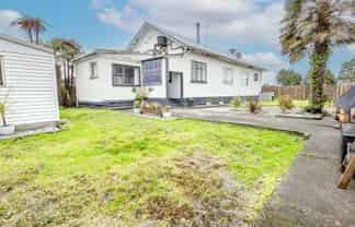 140 Park Street, HOKITIKA