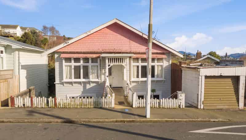 4A & B MacBeth Street, Caversham