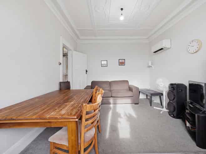 4A & B MacBeth Street, Caversham