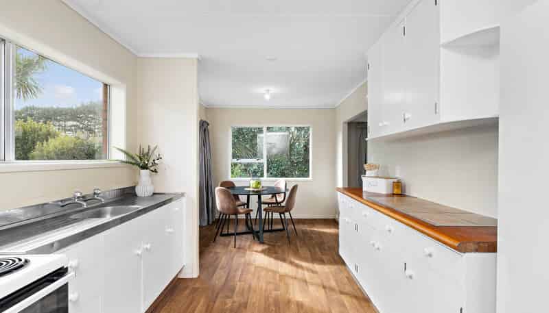 2633 Awhitu Road, Awhitu