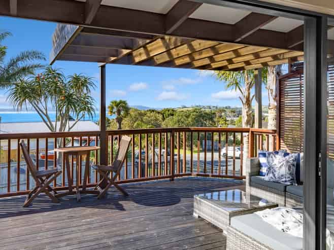 51 Mera Road, Algies Bay